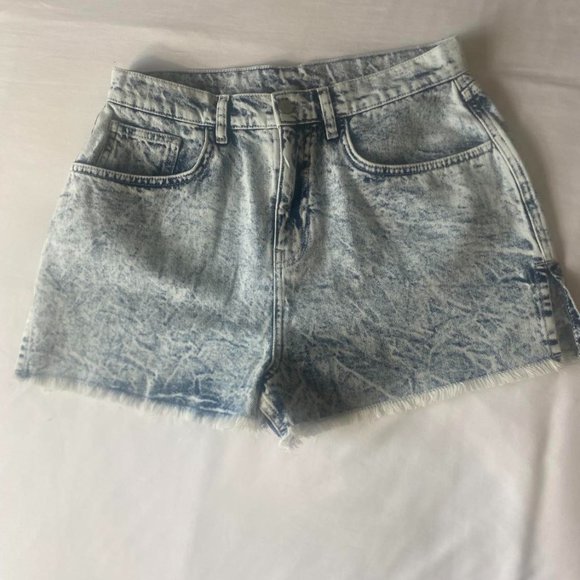 ASYOU denim shorts with frayed hem in bleach wash - Picture 4 of 4